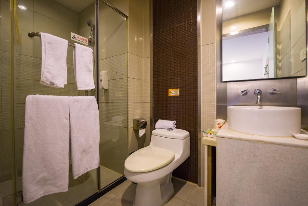 Motel Shanghai Hongqiao Beixinjing Metro Station Tianshan Road Экстерьер фото