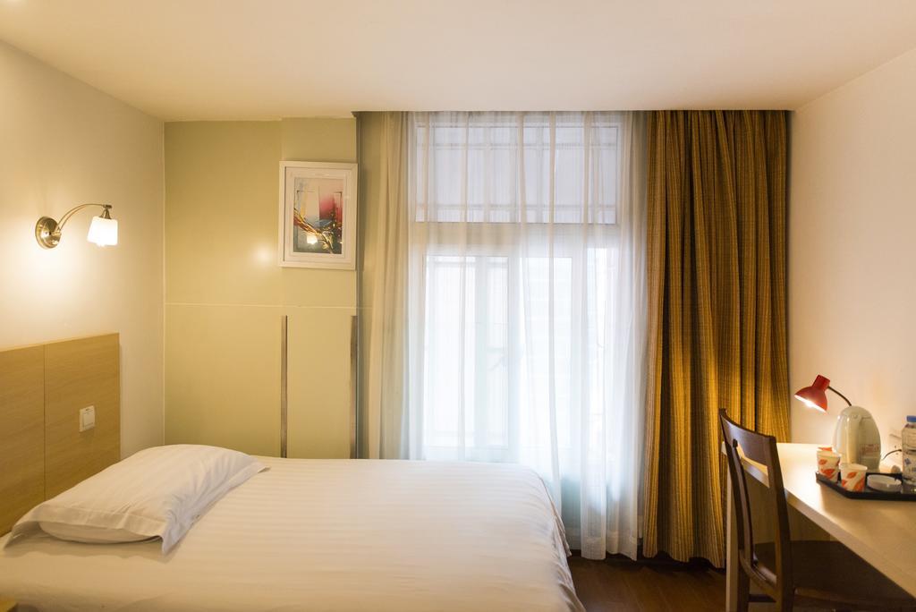 Motel Shanghai Hongqiao Beixinjing Metro Station Tianshan Road Экстерьер фото